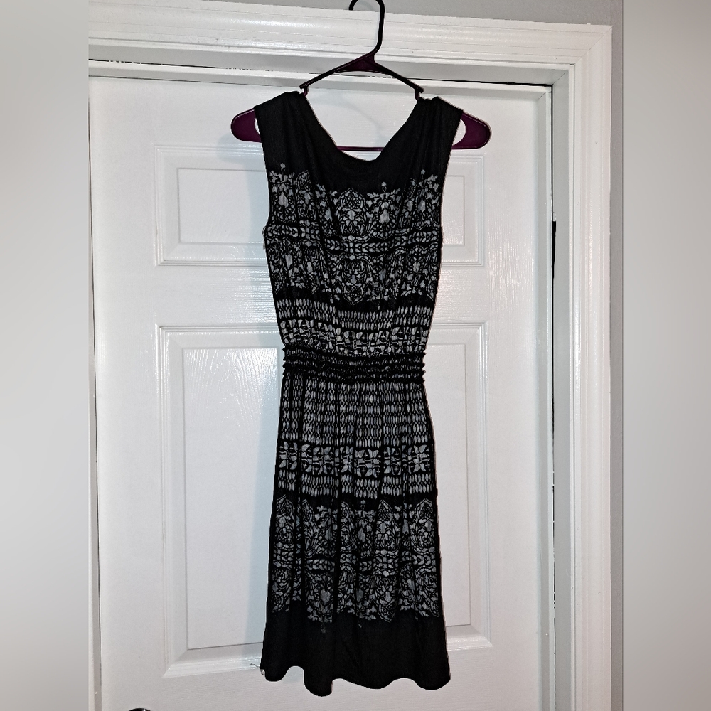 Max Studio size Small midi dress (comes to right above knee)